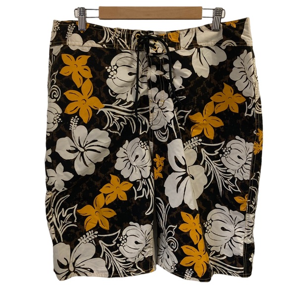 Wave Zone Shorts XL - Picture 1 of 5